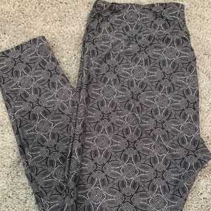 TC Lularoe leggings